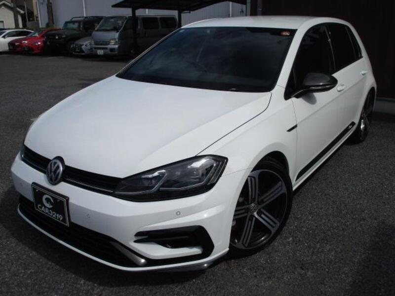 GOLF R
