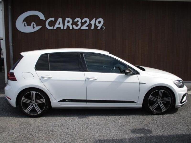 GOLF R