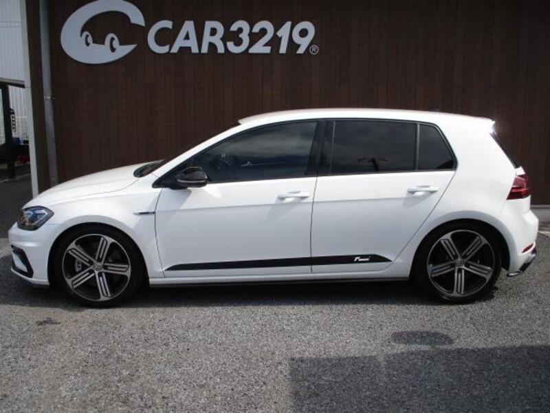 GOLF R