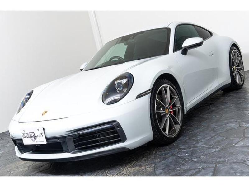 911