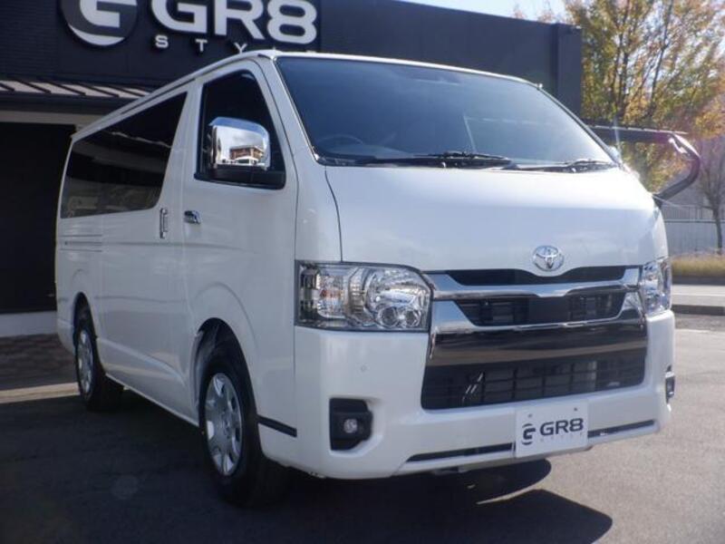 HIACE VAN