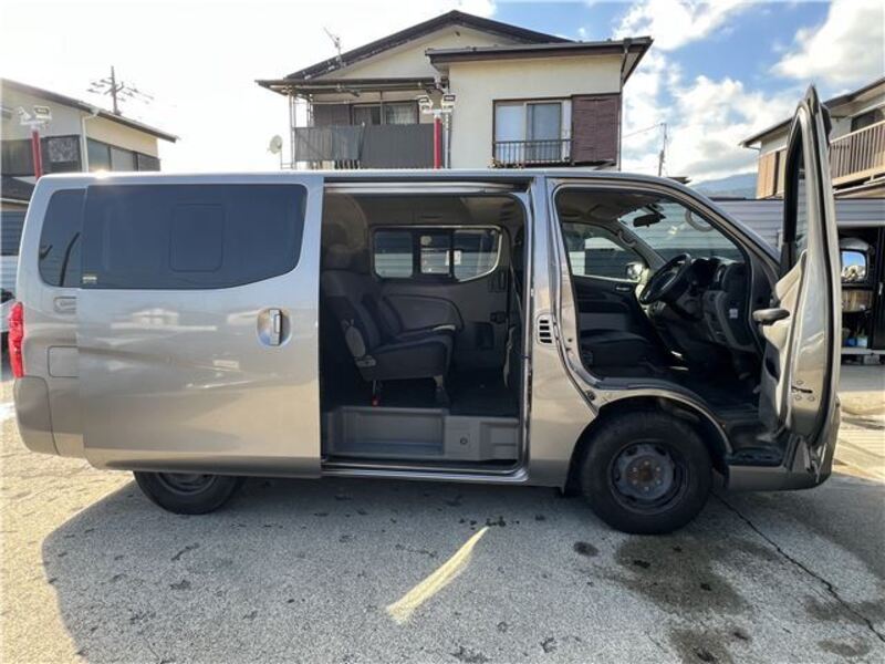 NV350 CARAVAN