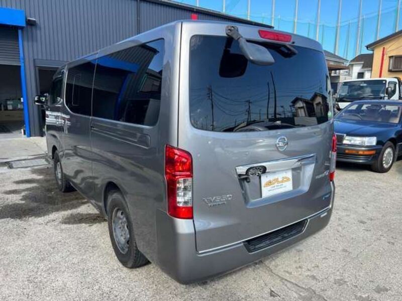 NV350 CARAVAN