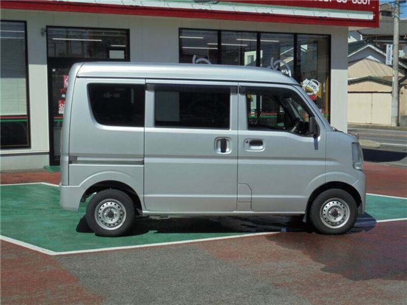 MINICAB VAN