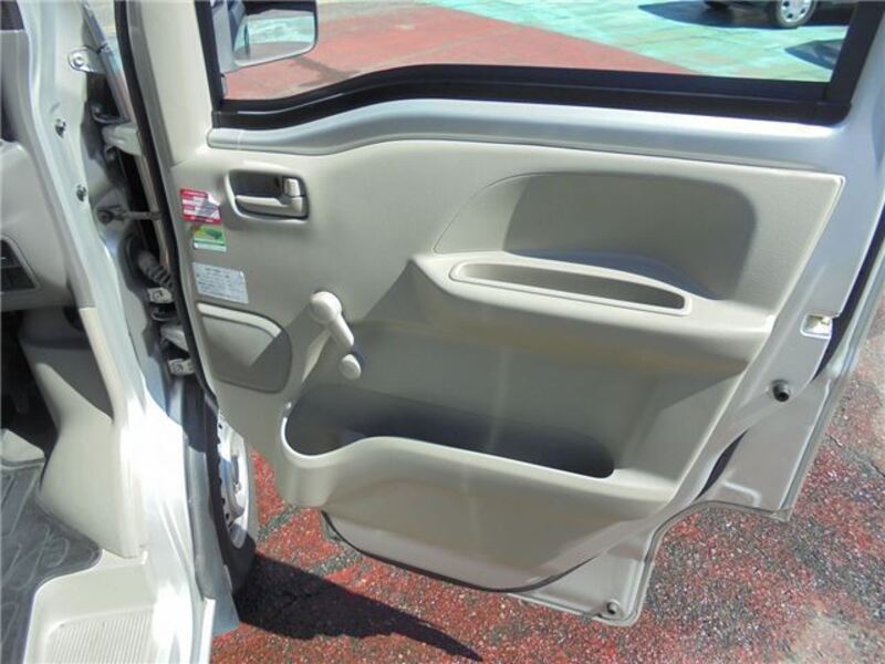MINICAB VAN