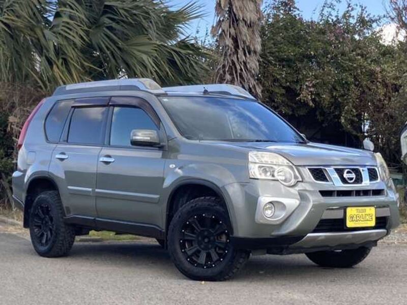 X-TRAIL