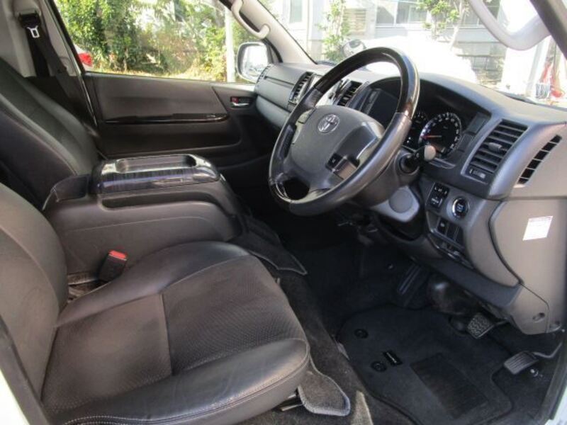 HIACE