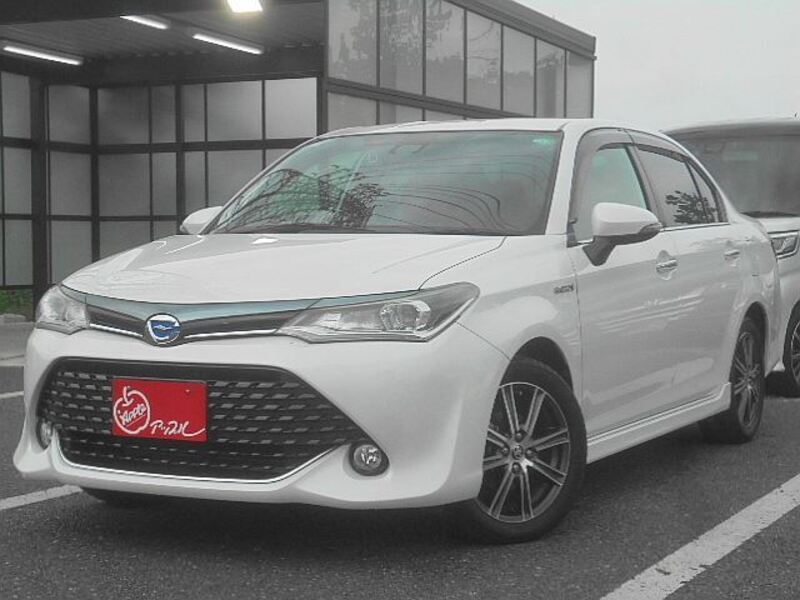 TOYOTA COROLLA AXIO