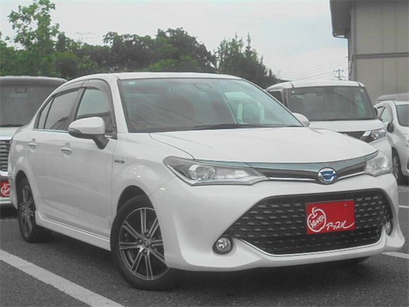 COROLLA AXIO