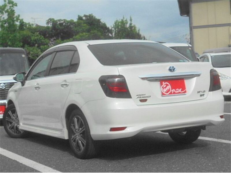 COROLLA AXIO