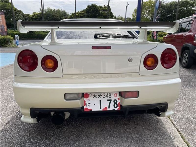 SKYLINE