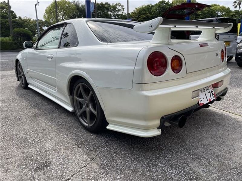 SKYLINE