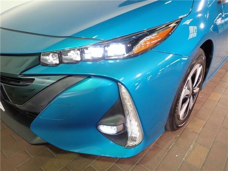 PRIUS PHV