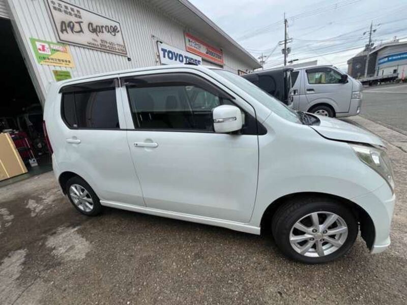 WAGON R