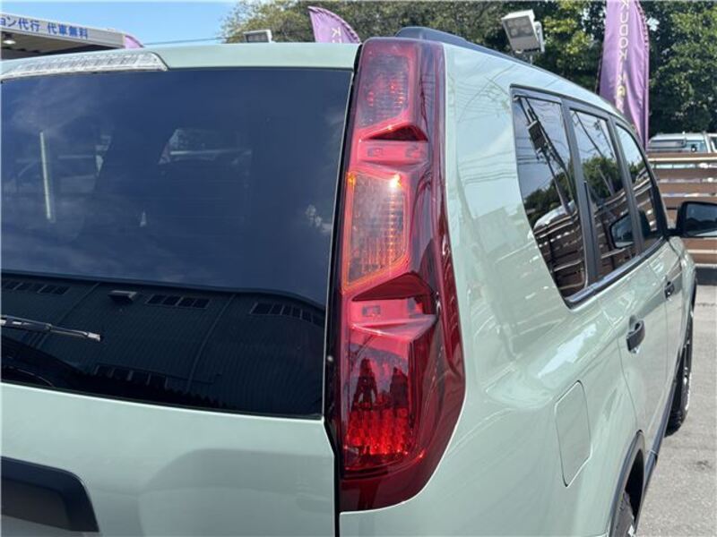 X-TRAIL