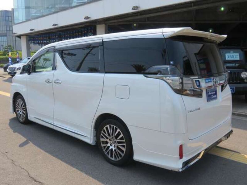 VELLFIRE