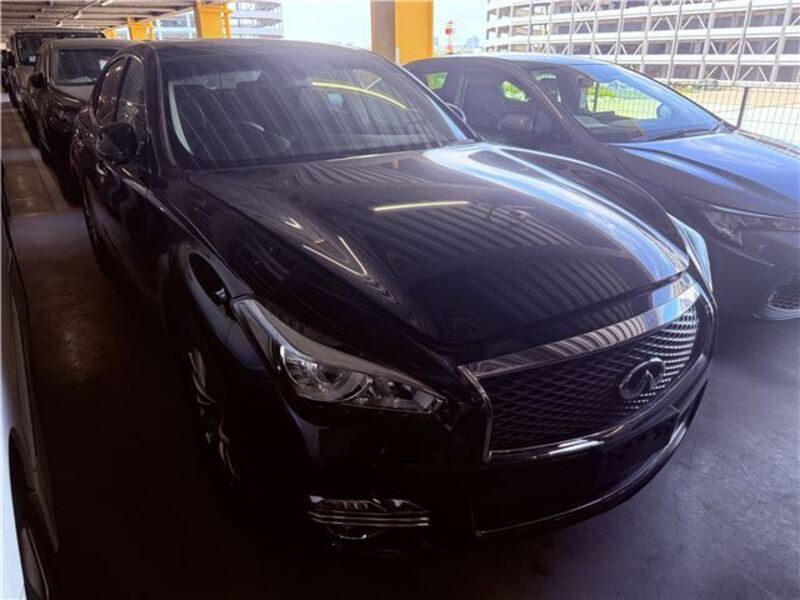 NISSAN FUGA