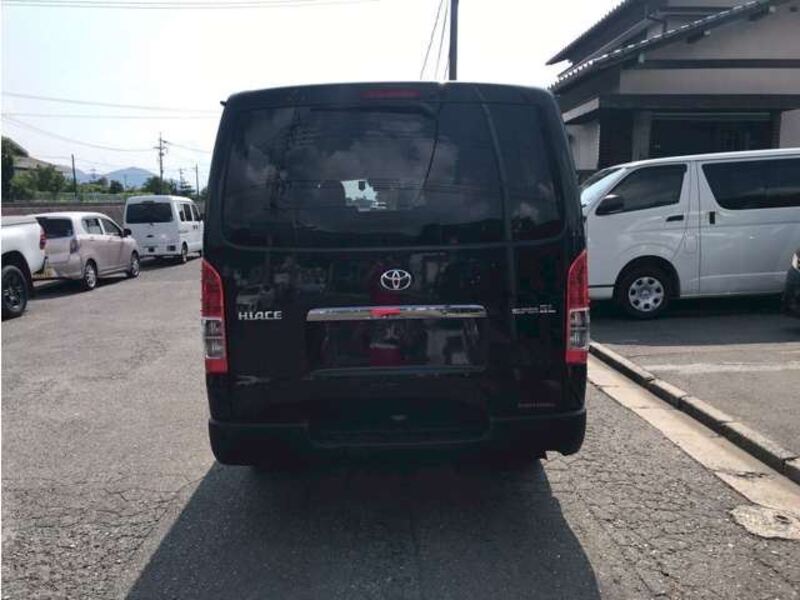 HIACE VAN