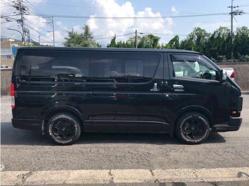 HIACE VAN