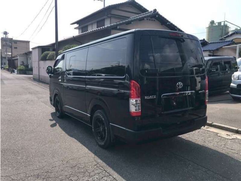 HIACE VAN