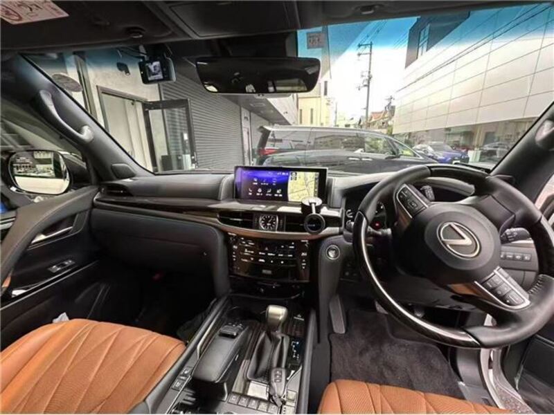 LX