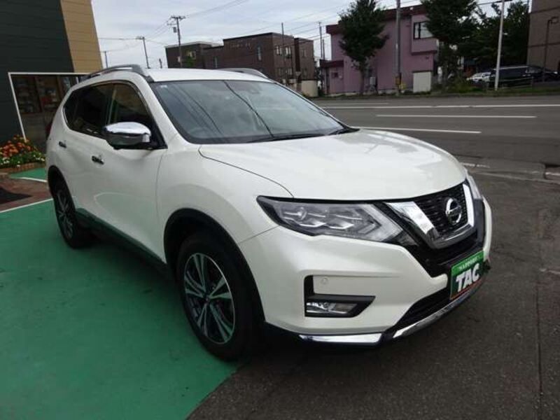 X-TRAIL