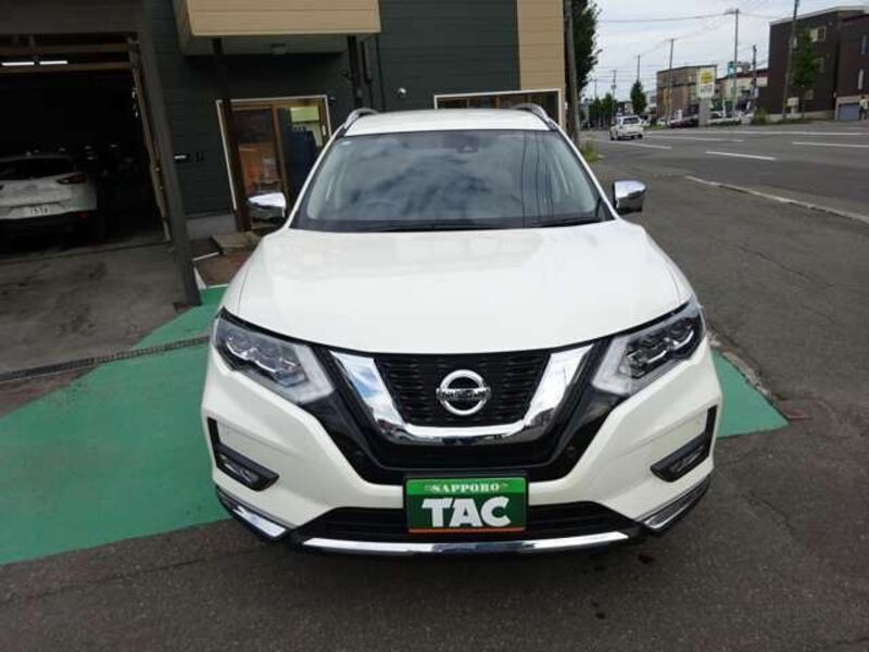 X-TRAIL