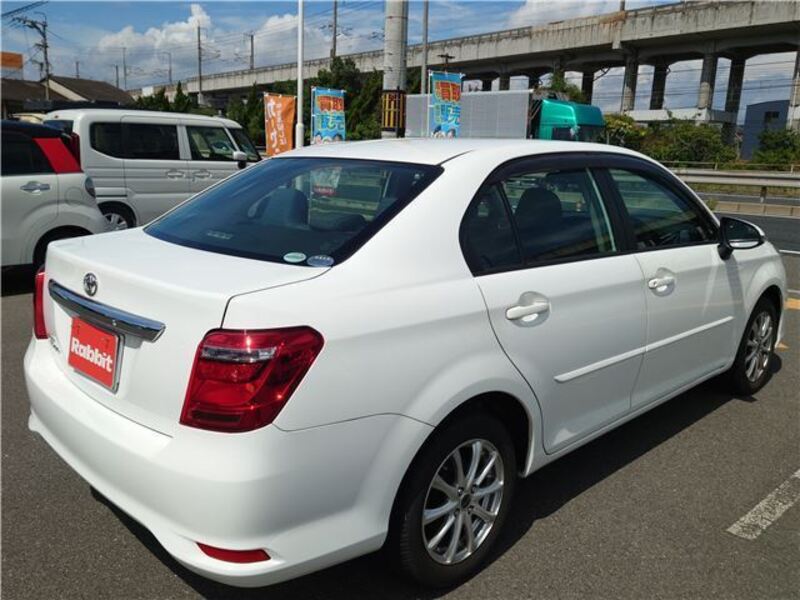 COROLLA AXIO
