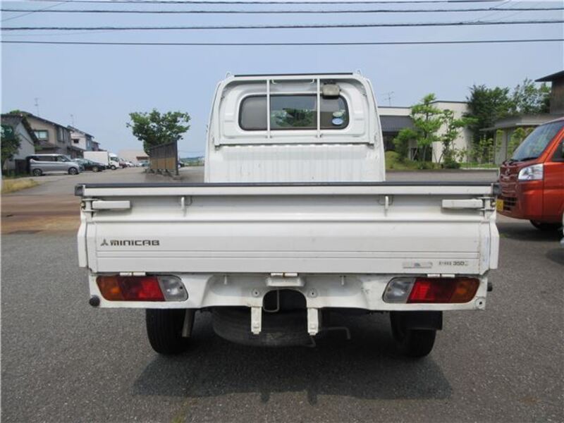MINICAB TRUCK