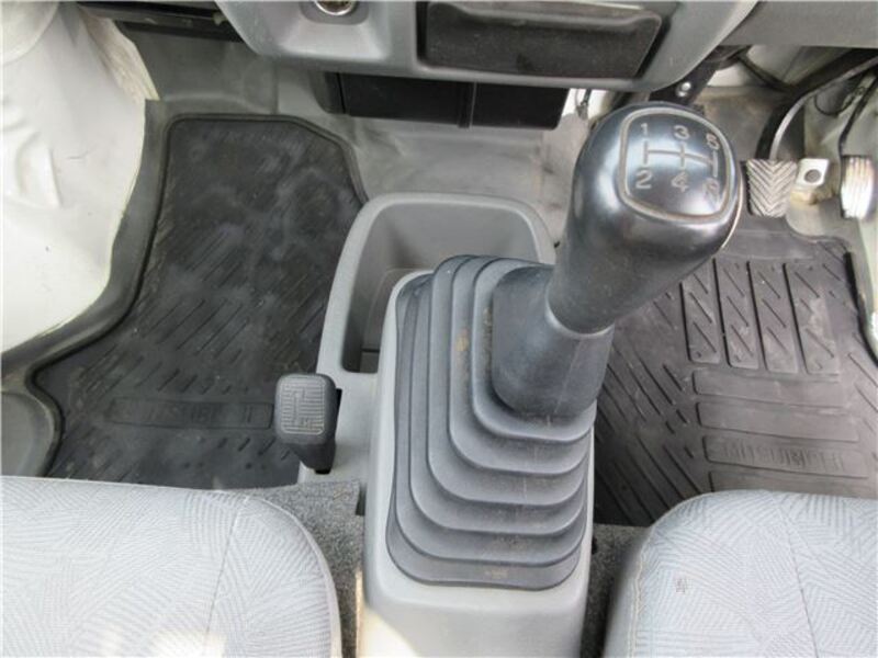 MINICAB TRUCK