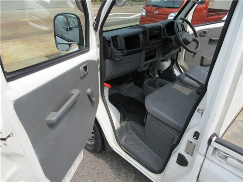 MINICAB TRUCK