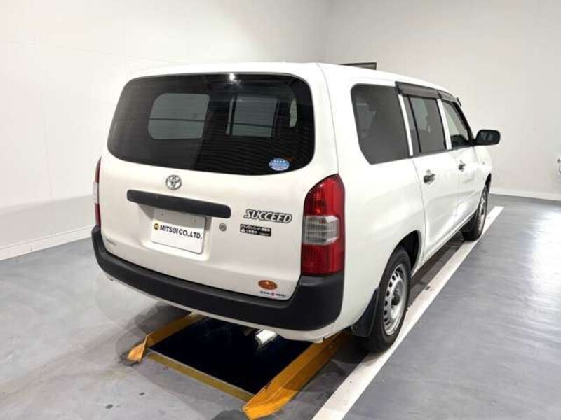 SUCCEED VAN
