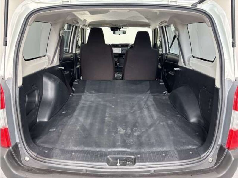 SUCCEED VAN