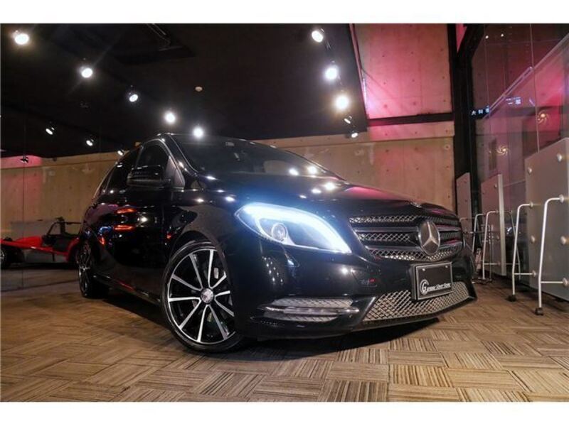 MERCEDES-BENZ B-CLASS