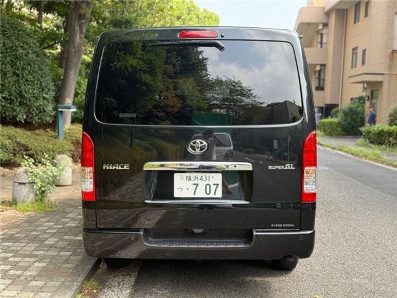 HIACE VAN