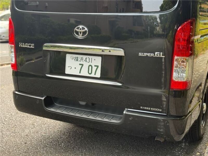 HIACE VAN