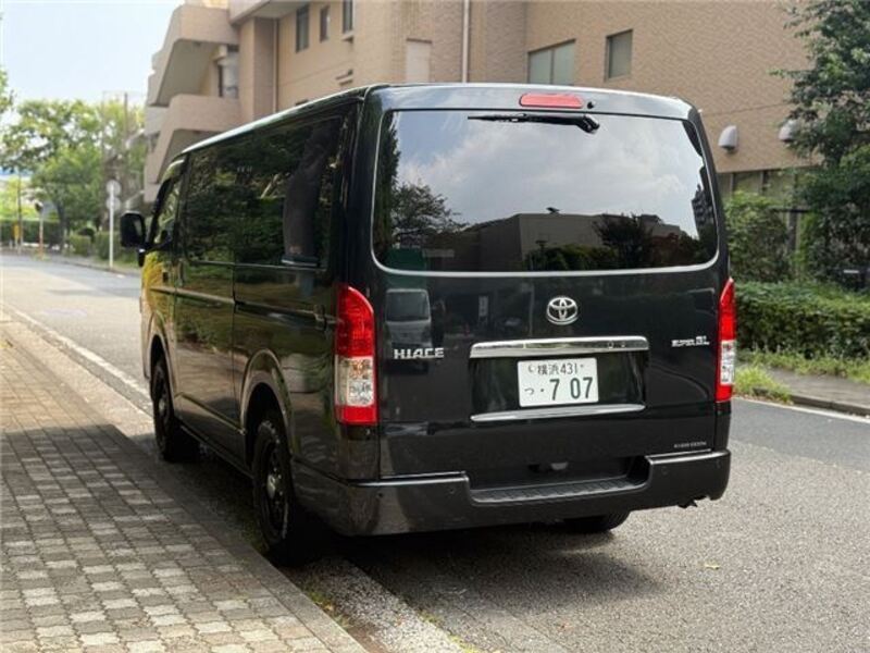 HIACE VAN