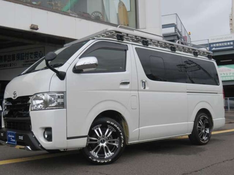 HIACE VAN