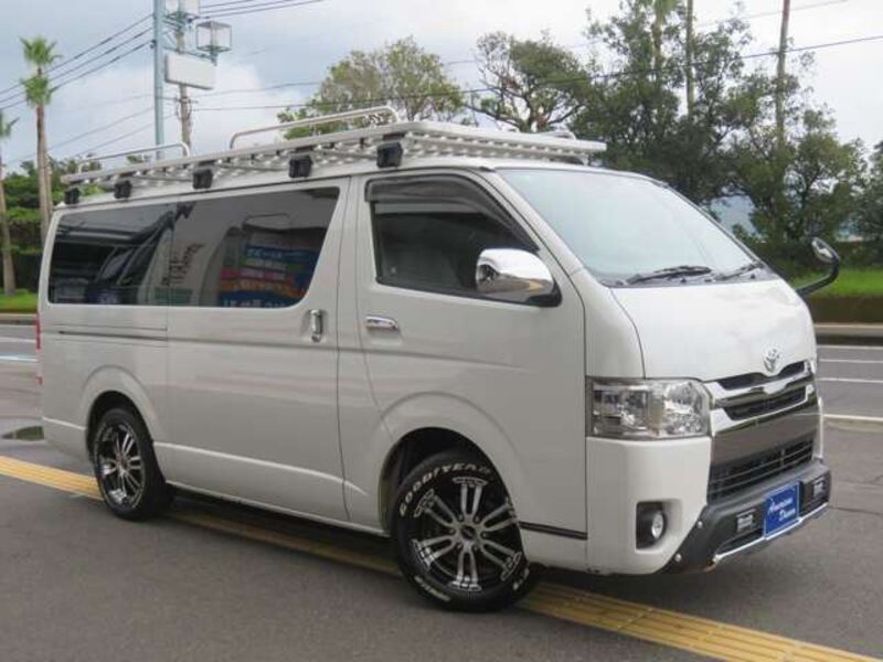 HIACE VAN