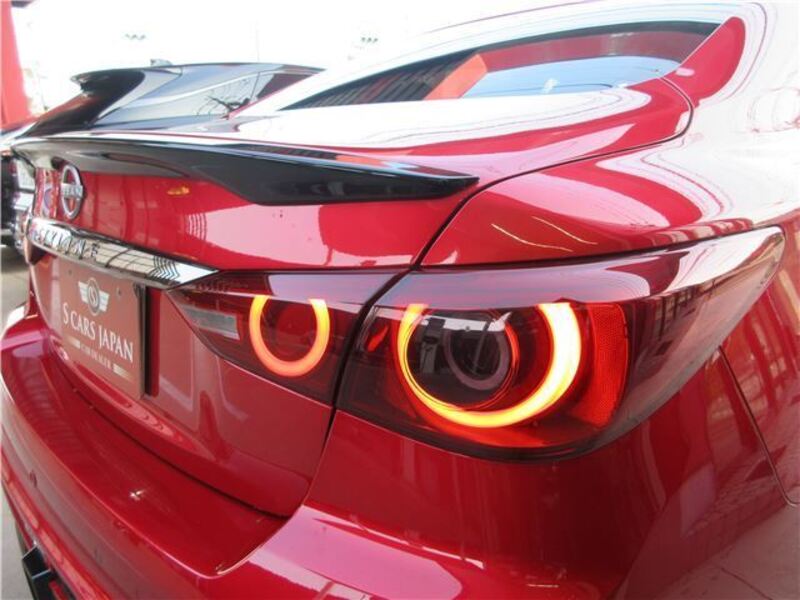 SKYLINE