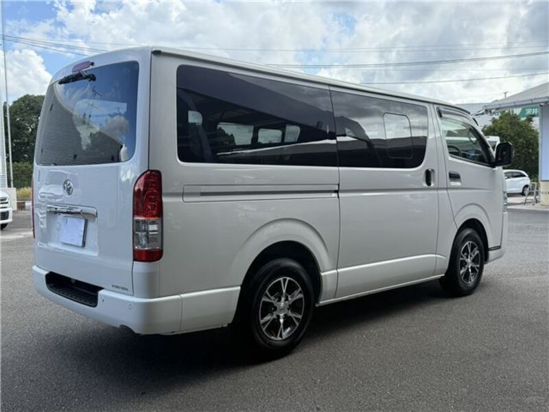 HIACE