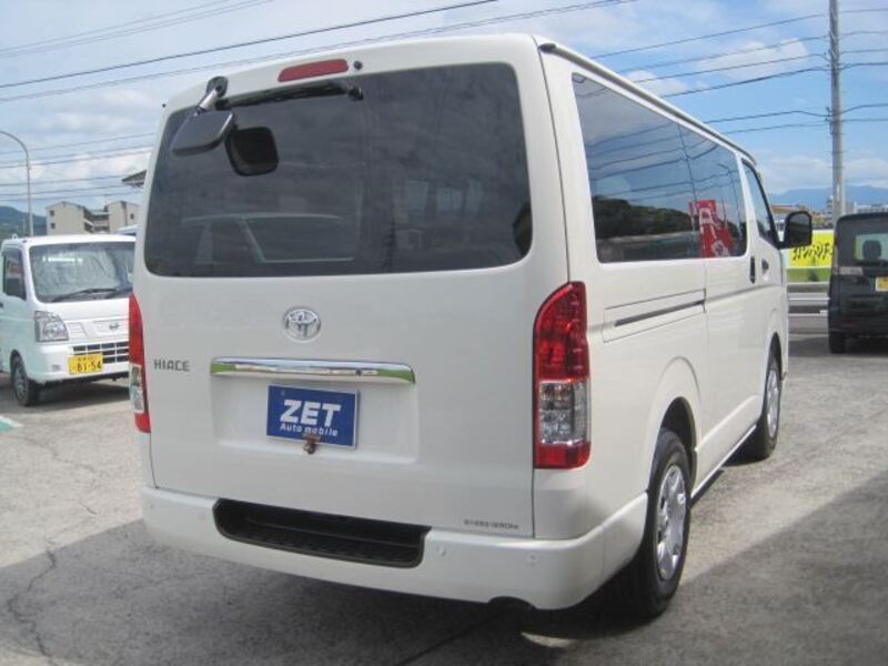 HIACE VAN