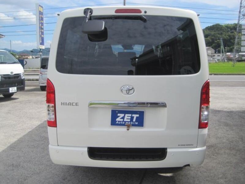 HIACE VAN