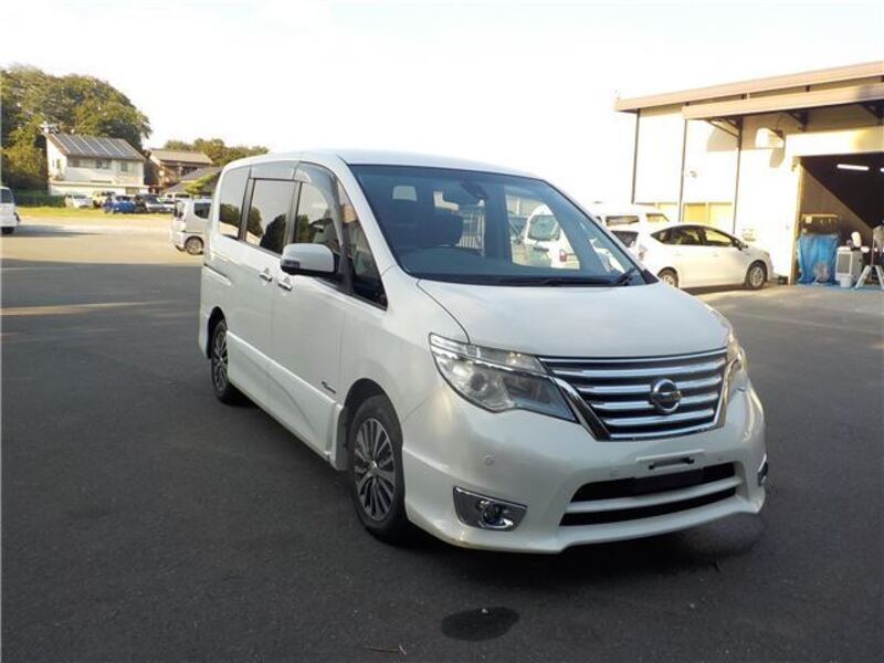 NISSAN SERENA