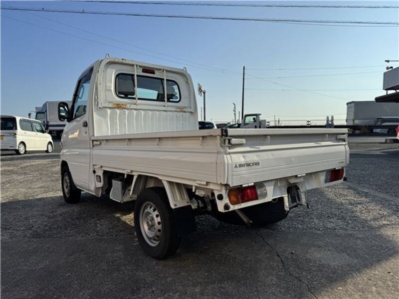 MINICAB TRUCK