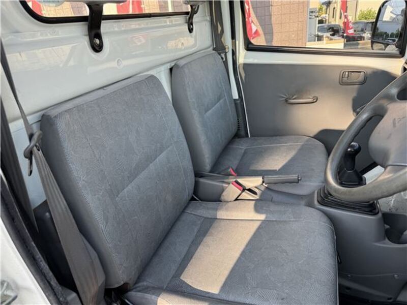 MINICAB TRUCK