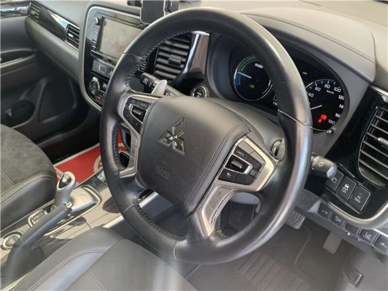 OUTLANDER PHEV