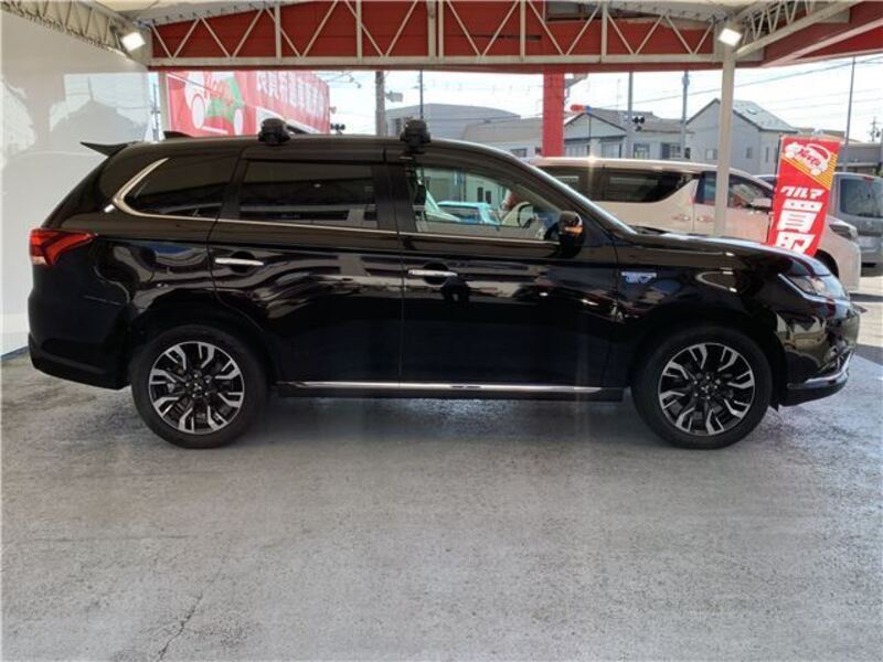 OUTLANDER PHEV