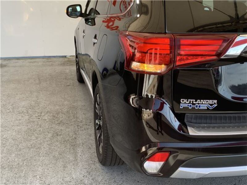 OUTLANDER PHEV