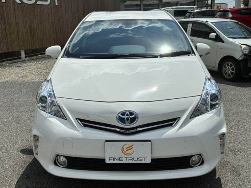 PRIUS ALPHA